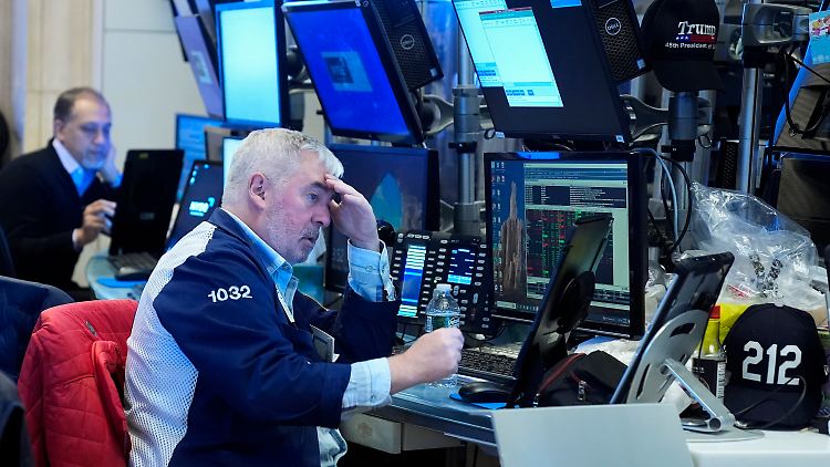 Wall Street leidet unter Konjunkturdaten und Zolldrohungen