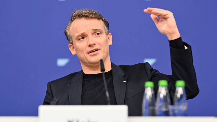 Dieser Vorstandschef verdiente 2024 fast 19 Millionen Euro