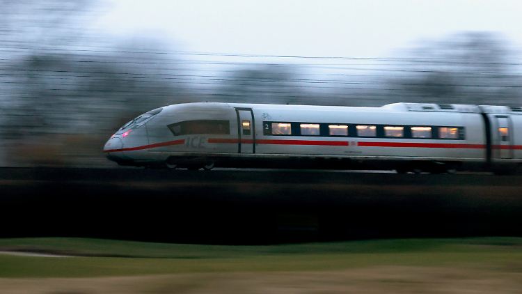 Deutsche Bahn verbessert Handyempfang im Zug