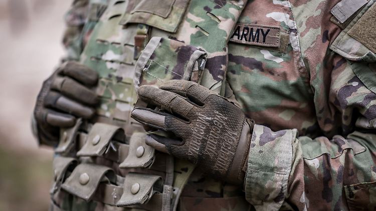 Pentagon: Transgender-Soldaten müssen Armee verlassen