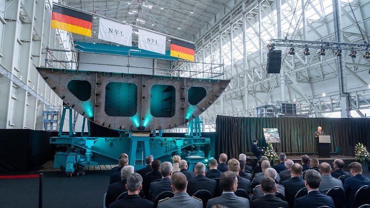 "Modernstes Flottendienstboot der Welt" soll Putin abschrecken