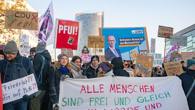 Union stellt Regierung Hunderte Fragen zu Demo-Organisatoren