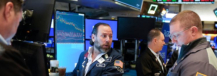 Wall Street schüttelt Ukraine-Eklat ab