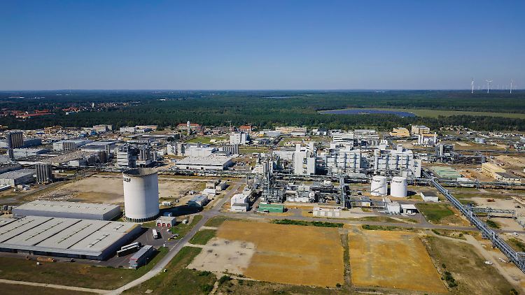 BASF: Prognose "nicht übermäßig ehrgeizig, aber realistisch"