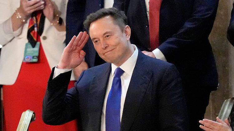 Trump weist Musk wegen Kündigungen zurecht