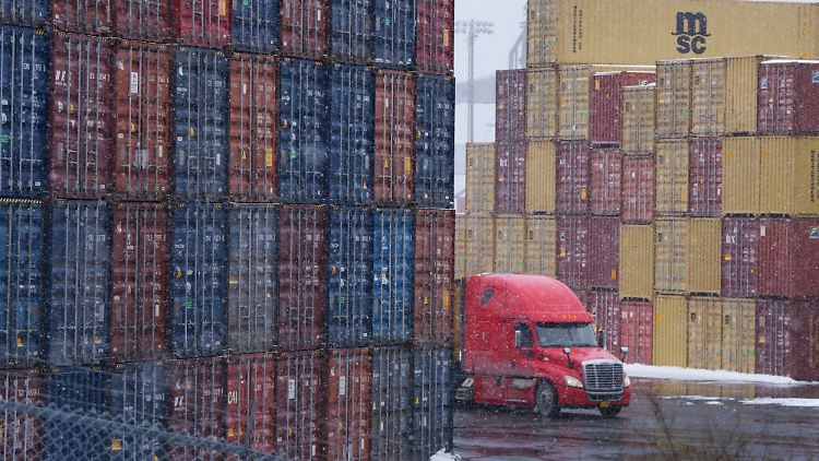 Neue US-Zölle sind in Kraft - China reagiert sofort