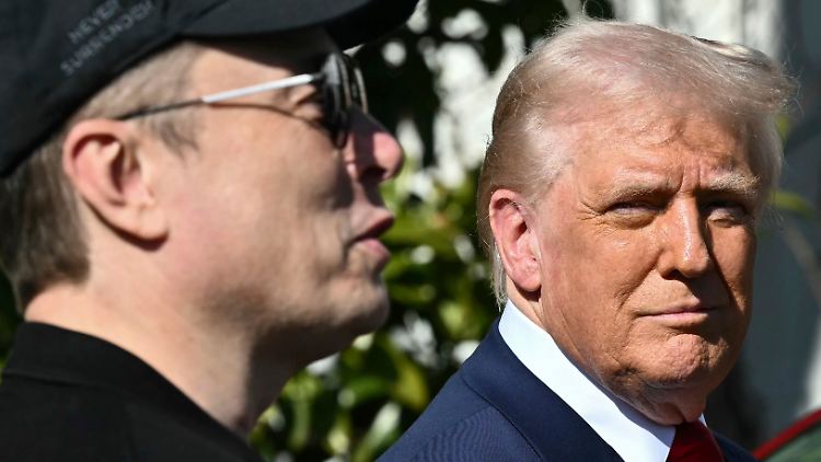 Richter: USA müssen Tausende Bedienstete wieder einstellen