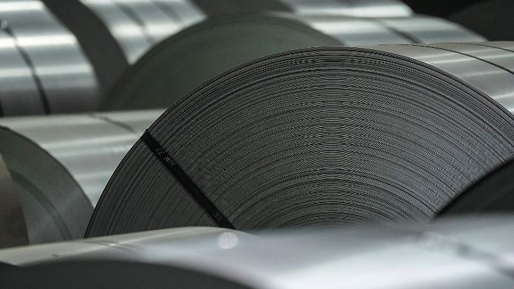 Trumps Zölle auf Stahl- und Aluminium treten in Kraft