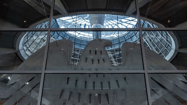 Haushaltsausschuss empfiehlt Beschluss von Finanzpaket