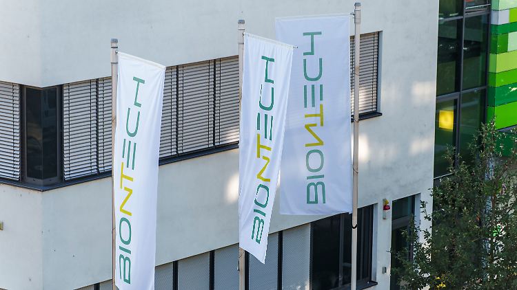 Biontech macht Millionenverlust - und baut Stellen ab
