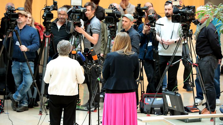 Finanzpaket kommt mit grünen Änderungen ins Grundgesetz