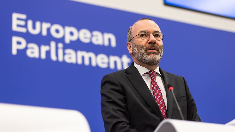 EVP-Chef Weber will Europa auf Kriegswirtschaft umstellen