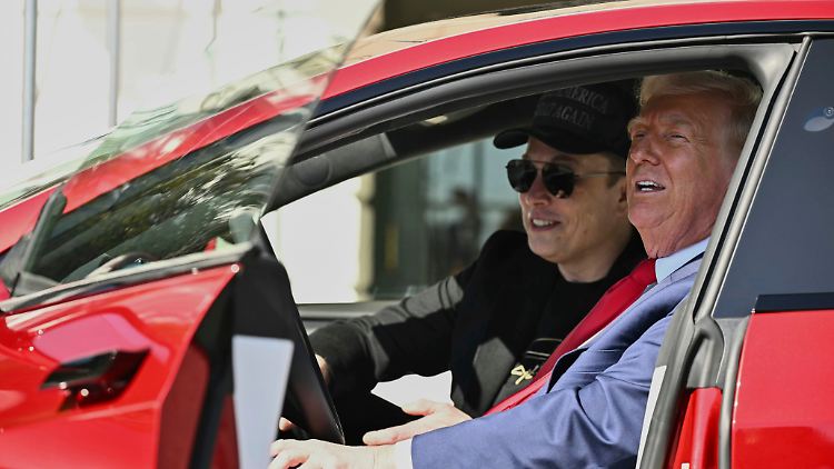 Trump tritt mit Musk als Tesla-Retter auf