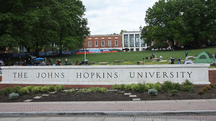 Johns-Hopkins-Universität zu Kahlschlag gezwungen