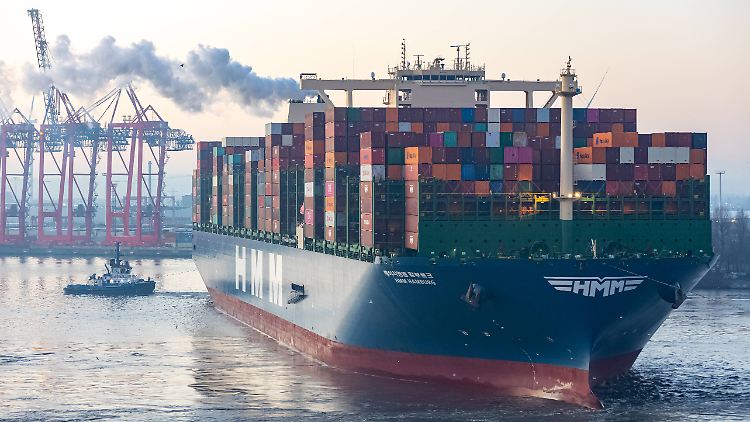 Reedereien dringen auf Schutz durch Marine