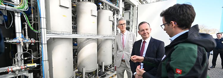 Mannheimer Startup stellt Schiffsbenzin aus Abwasser her