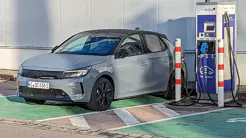Opel Corsa Electric bekommt etwas mehr Reichweite | heise autos