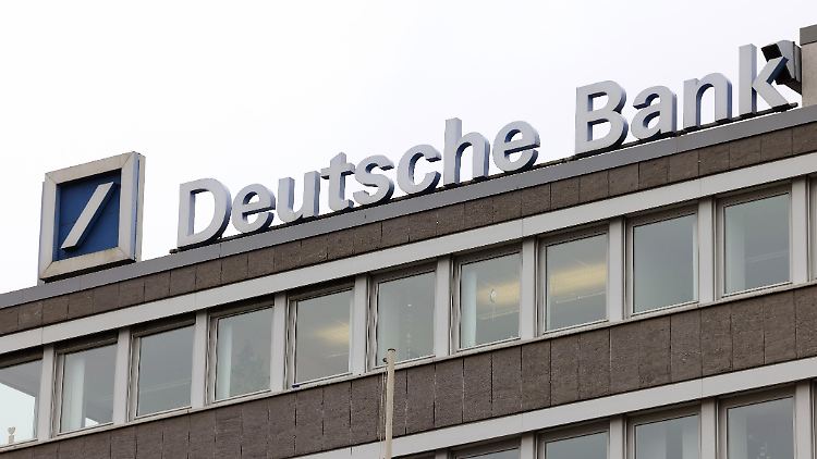 Deutsche Bank streicht 2000 Stellen