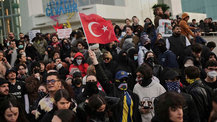 Anwalt von inhaftiertem Imamoglu festgenommen