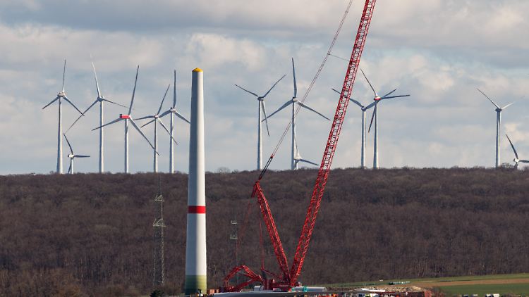 Firmen reißen sich um Bau von Windkraftanlagen in Deutschland