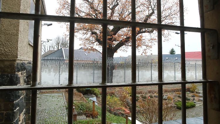 Richter fordern eine Milliarde für "drängendstes Problem"