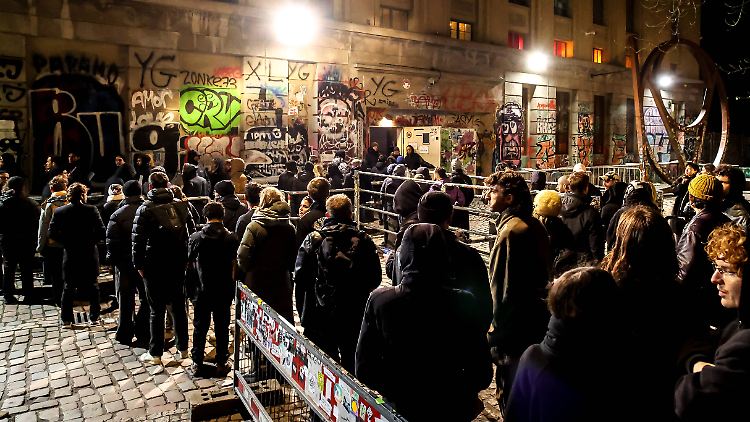 Warum viele nicht in Berliner "Berghain" kommen