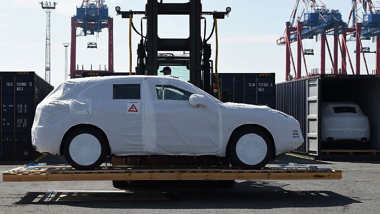 Trump setzt Auto-Aktien zu - "orkanartiger" Gegenwind