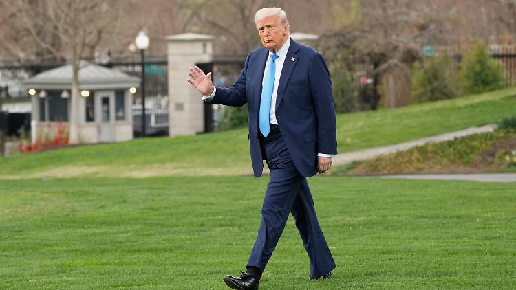 Richter stoppt Trump-Pl&auml;ne f&uuml;r Aufl&ouml;sung von Auslandssender