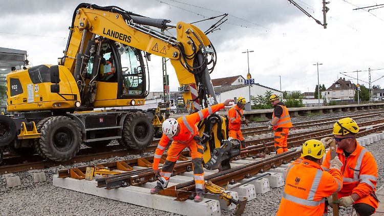 Bauunternehmen fordern Milliarden von der Bahn nach