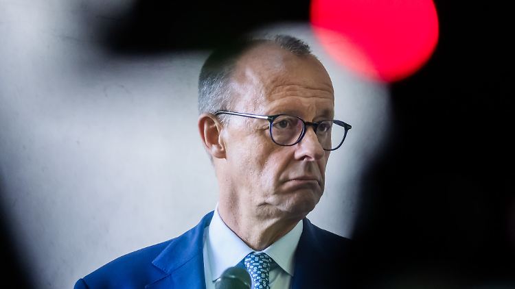 Mehrheit h&auml;lt Merz als Kanzler f&uuml;r ungeeignet