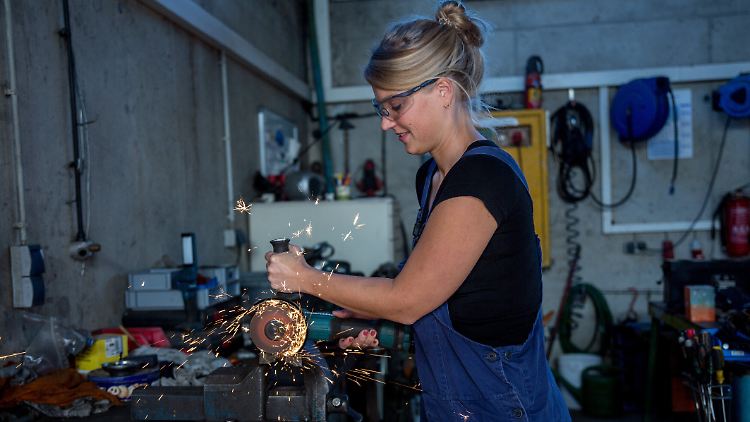 Frauen füllen Personallücken im Handwerk