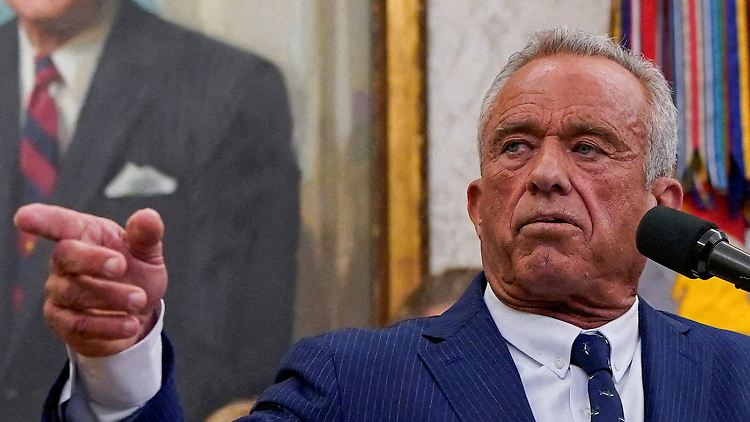 Nach zweitem Masern-Toten reist Kennedy Jr. nach Texas