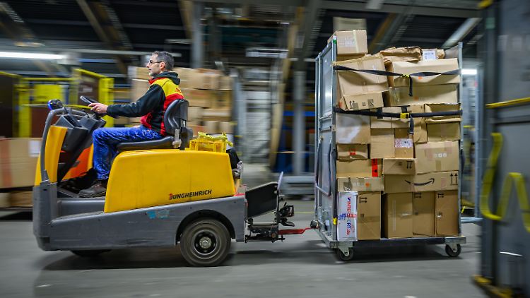 DHL-Zusatzgebühr bringt Online-Handel auf die Palme