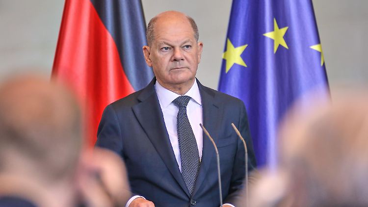 Scholz ruft Spitzen von Union und SPD zu Krisentreffen