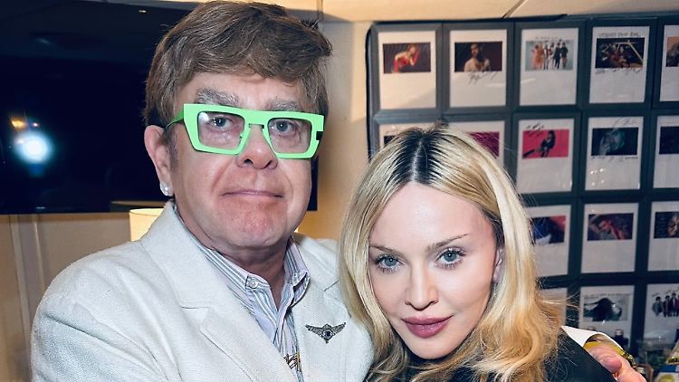 Madonna und Elton John "begraben das Kriegsbeil"