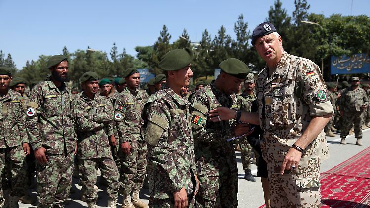 "Wir haben die Verpflichtung, die Ortskräfte nach Deutschland zu holen"