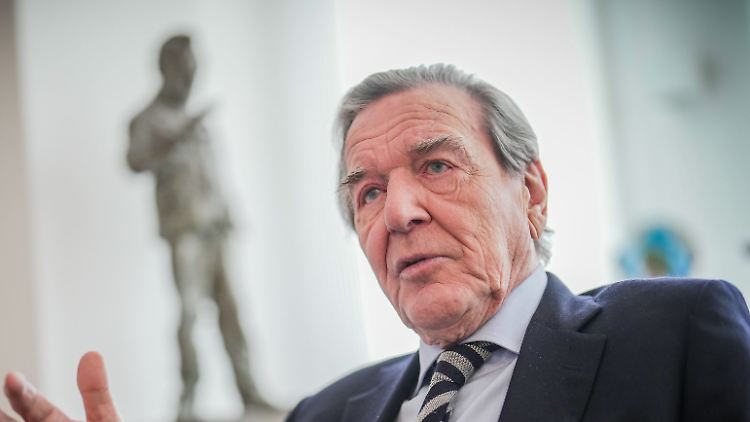 Gerhard Schröder verzichtet auf Klage in Karlsruhe