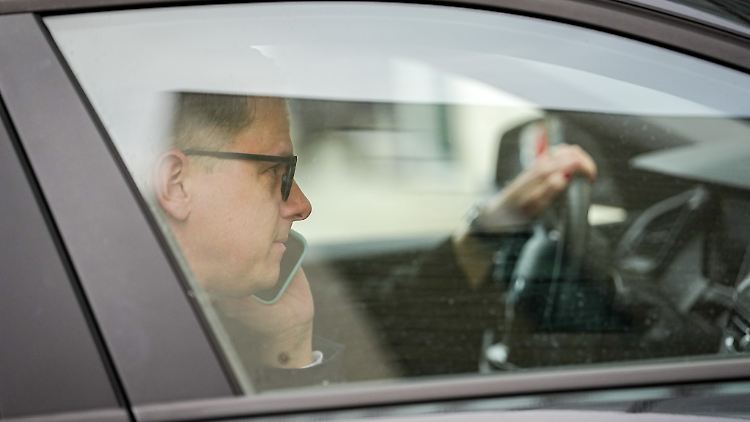 Carsten Linnemann stellt sich selbst ins Abseits