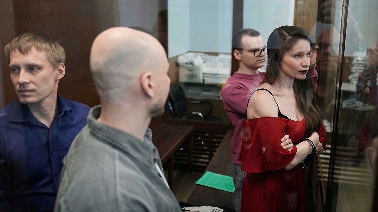 Russisches Gericht verurteilt Journalisten als Nawalny-Mitarbeiter