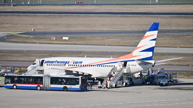 Weiterer Aufnahmeflug bringt Afghanen nach Deutschland