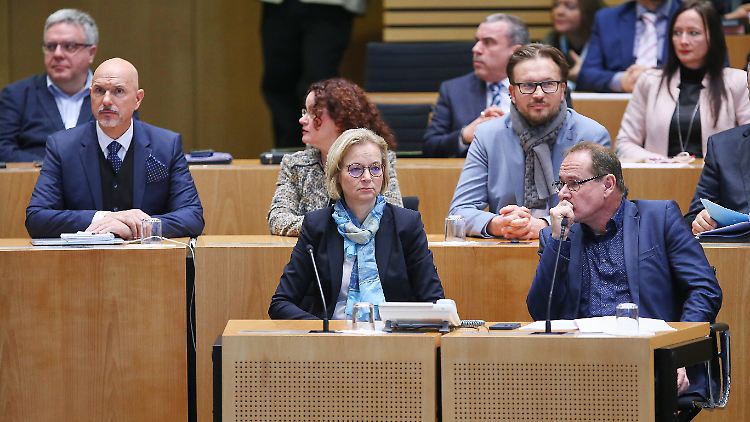 Wird Sahra Wagenknecht Katja Wolf in Thüringen los?