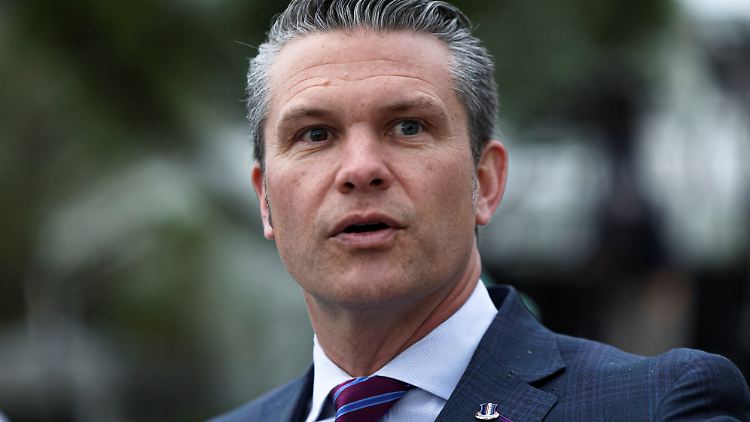 Pete Hegseth ist sich keiner Schuld bewusst