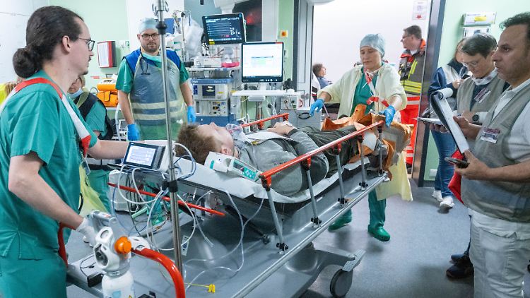 Deutsche Beschäftigte bleiben im Krisenmodus