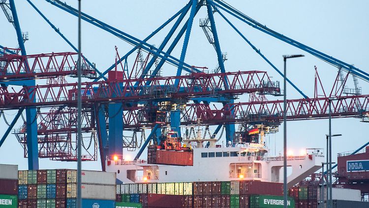 Deutsche Wirtschaft startet mit Mini-Wachstum ins Jahr