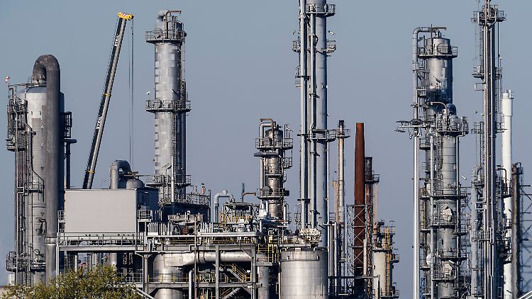 BASF-Gewinn sinkt im ersten Quartal leicht