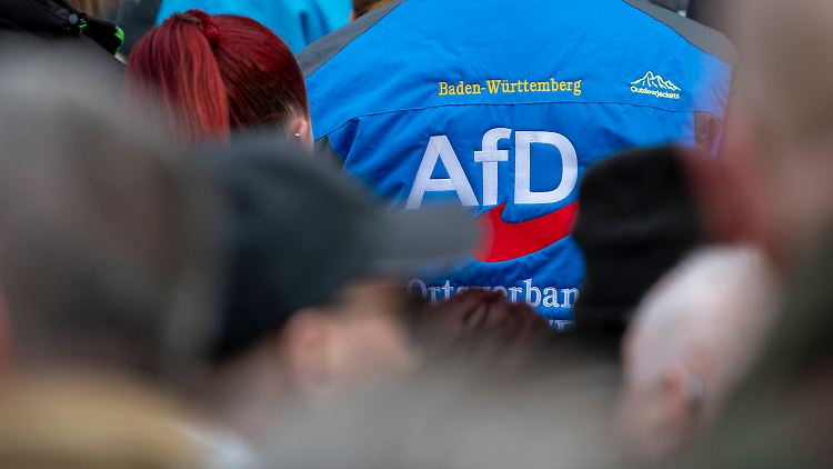 Verfassungsschutz nennt AfD vorläufig nicht gesichert rechtsextremistisch