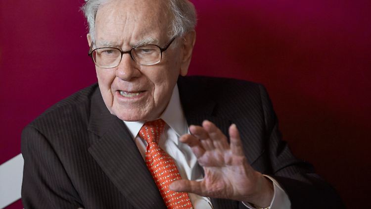 Warren Buffett spricht sich gegen Trumps Zollpolitik aus