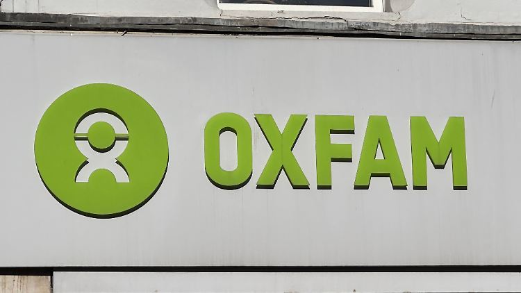 Oxfam prangert stark gestiegene Manager-Gehälter an