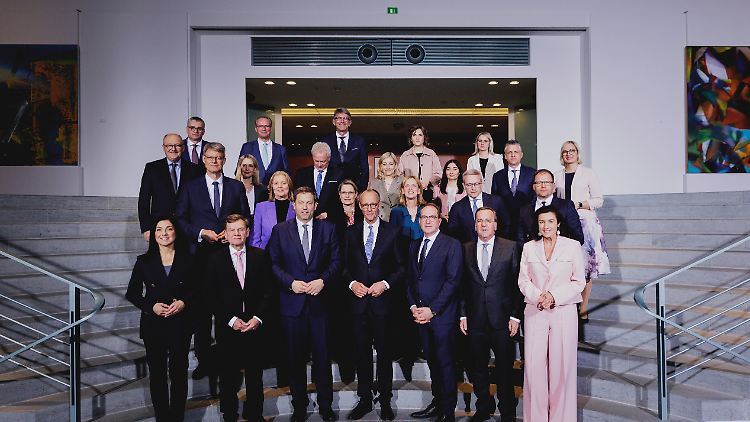 Neues Kabinett streicht viele Regierungsbevollmächtigte