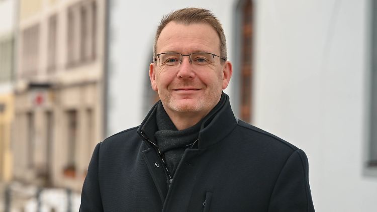 Ärger um Maifest-Foto von Mittelsachsens neuem Landrat